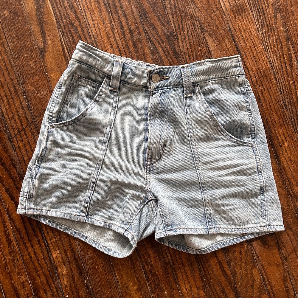 Levi’s shorts